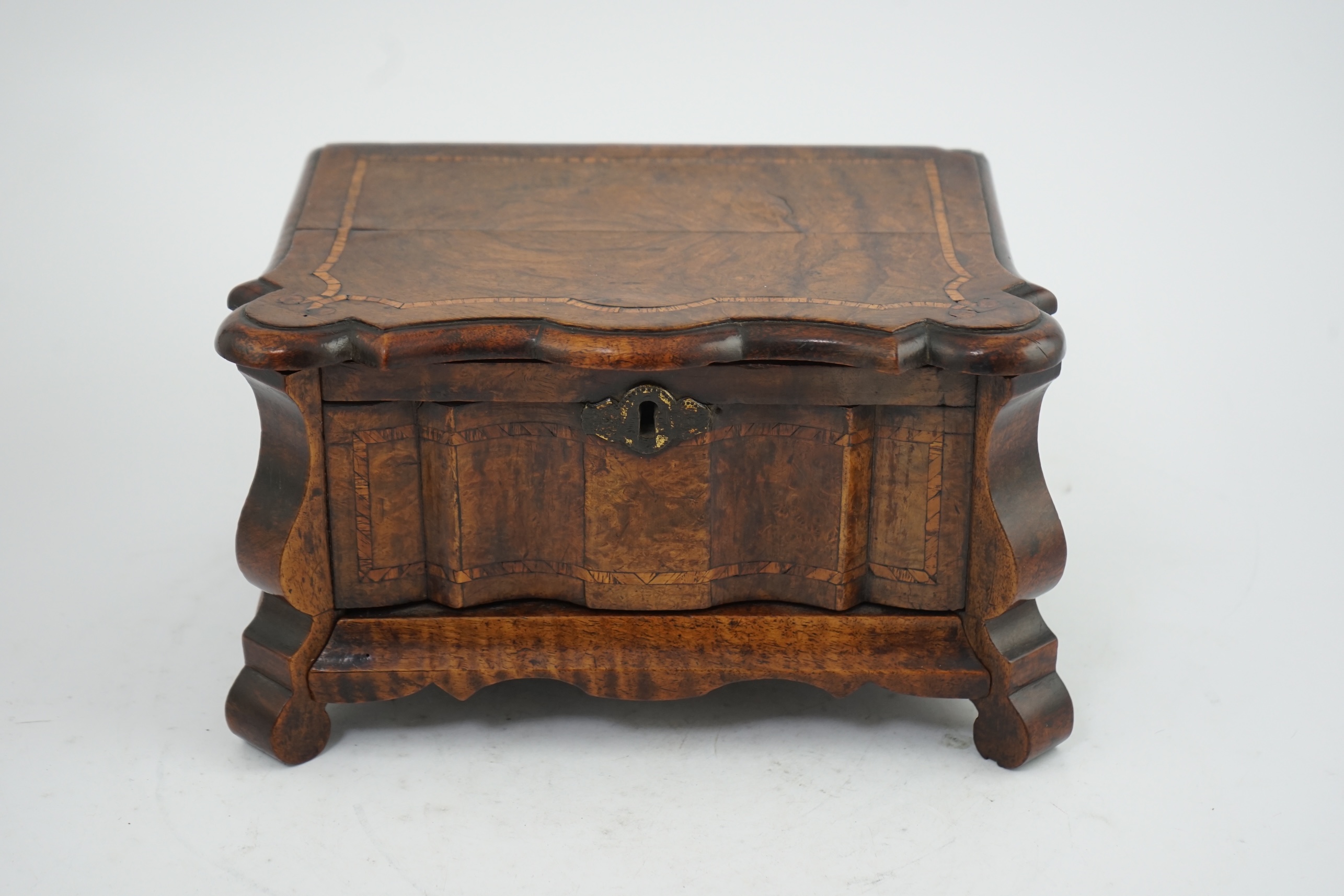 An early 18th century Dutch walnut casket